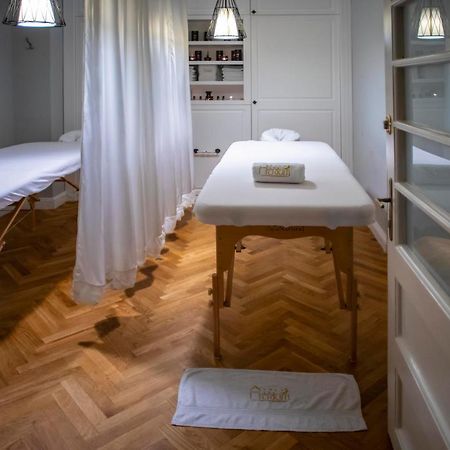 Atrium Konak Újvidék Kültér fotó